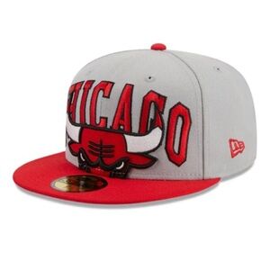 NEW - New Era Chicago Bulls
2023 Tip-Off 59FIFTY Fitted Hat